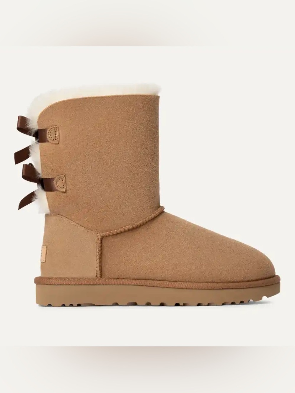 NWOT UGG Women's Bailey Bow II in Chestnut